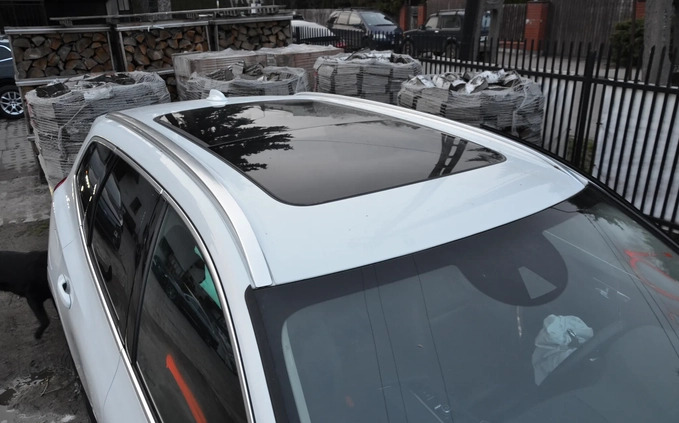 Volvo XC 60 cena 41900 przebieg: 20000, rok produkcji 2019 z Warszawa małe 254